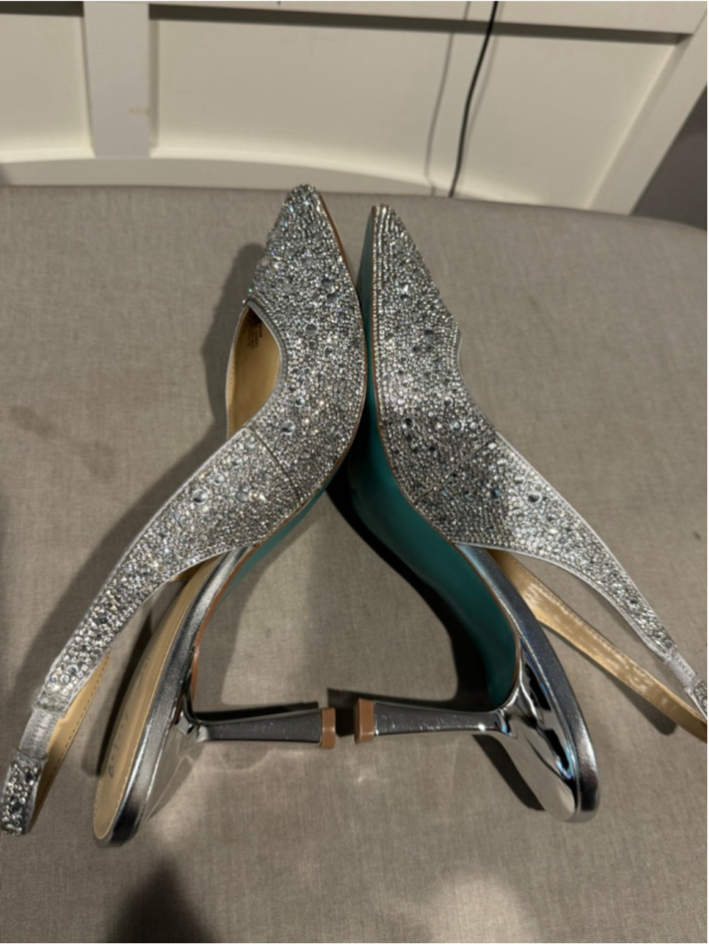 Women's Betsey Johnson Crystal RhinestoneSlingback Heels Size 11 Silver Blue - Picture 6 of 12